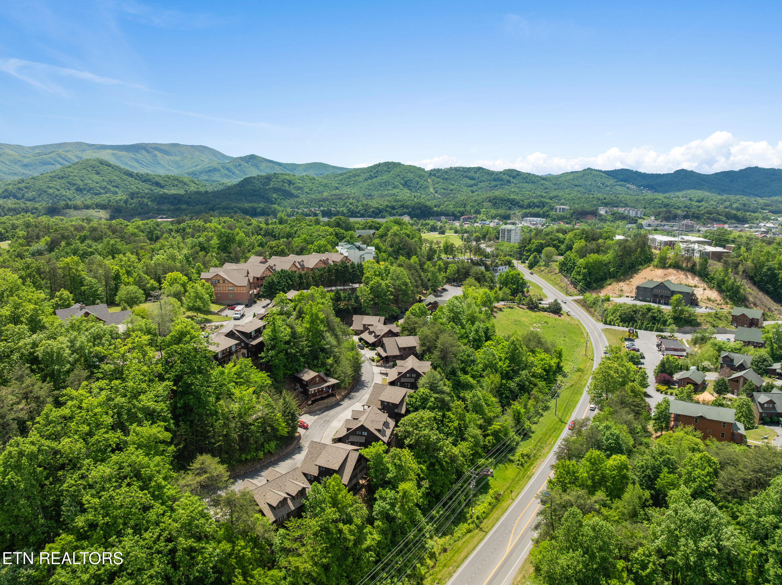 841 Golf View Boulevard Pigeon Forge, TN 37863 - Photo 48 of 57 841 golf view blvd-48