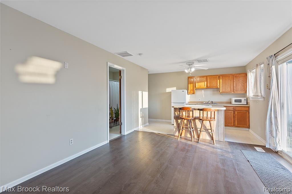 12374 West Stanley Road Flushing, MI 48433 - Photo 58 of 77 Gallery Image 58