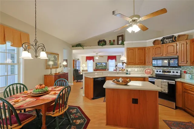 $299,000 | 33944 Highland Road, Leesburg, FL 34788