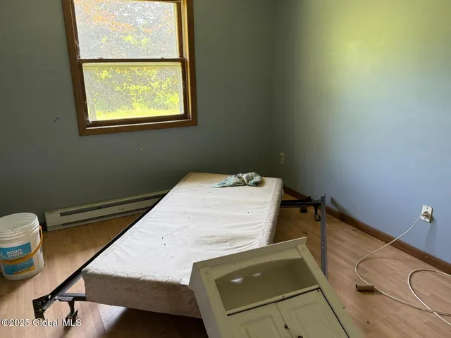 $130,000 | 5 Mohican Way, Valley Falls, NY 12185