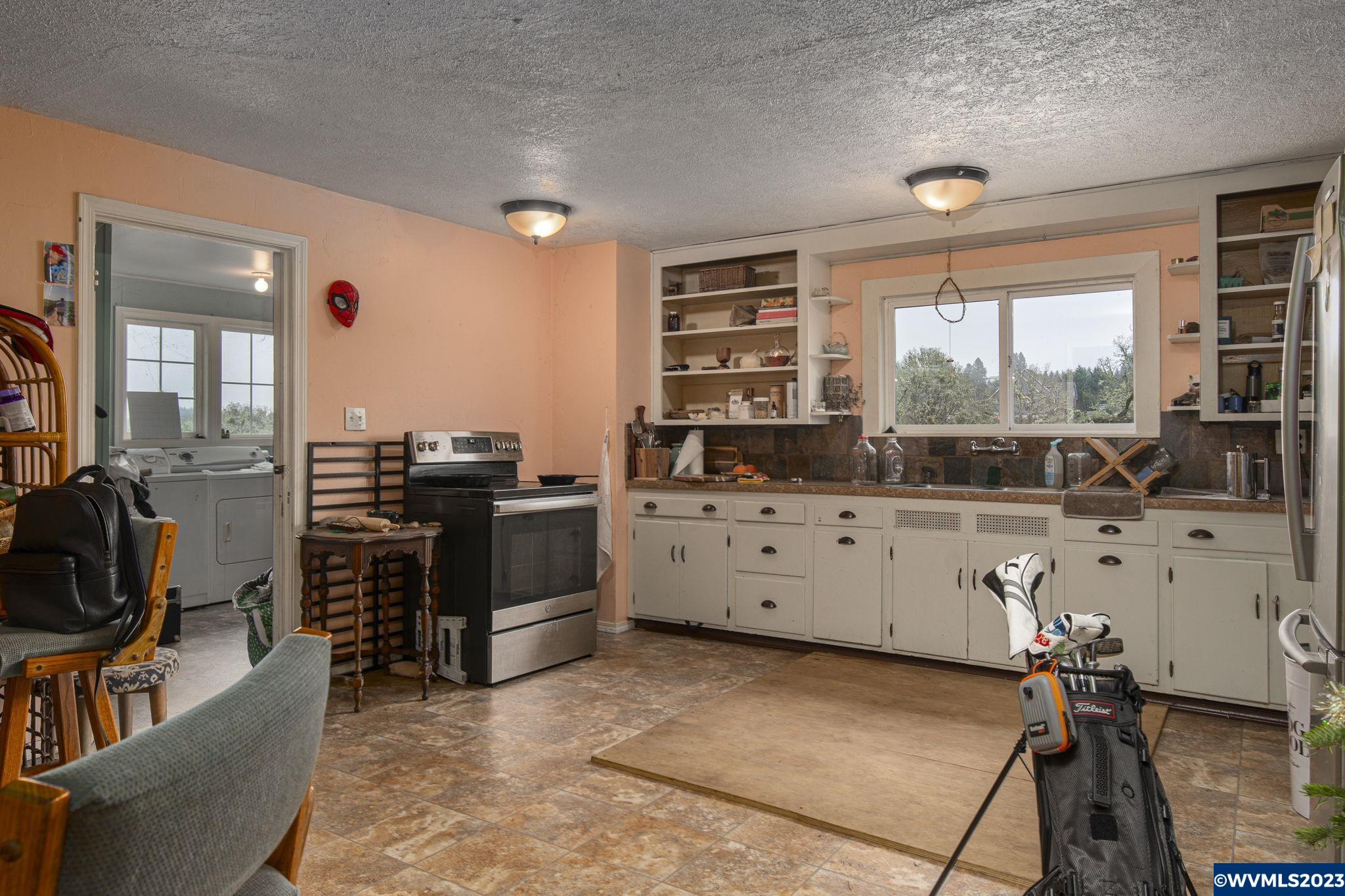 24809 Larson Road Monroe, OR 97456 - Photo 9 of 22 Gallery Image 9