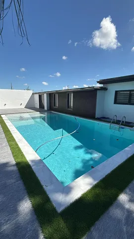 $5,800 | 10460 Southwest 26th Terrace, Miami, FL 33165