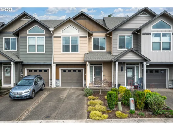 $409,900 | 15429 Southeast Cobalt Loop, Damascus, OR 97089
