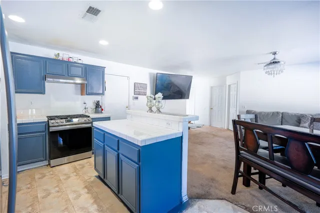 a view of a walk in closet