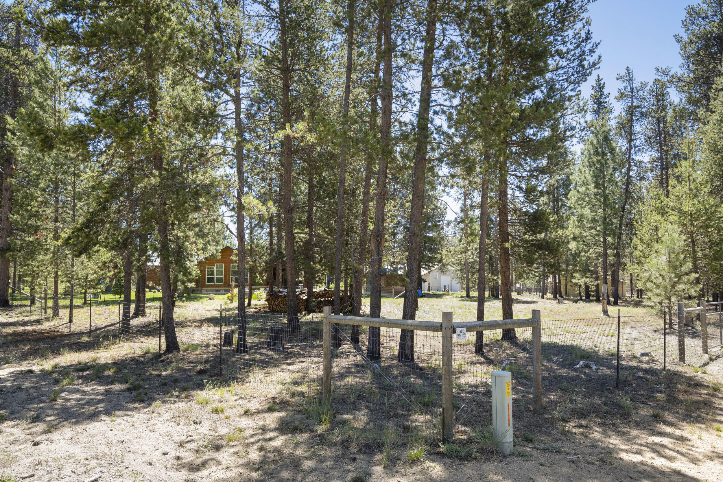 1838 Rector Drive La Pine, OR 97739 - Photo 53 of 69 yard