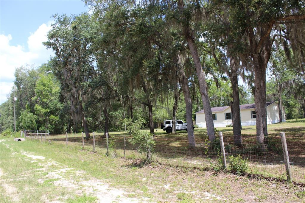112 Juniper Road Hawthorne, FL 32640 - Photo 5 of 38