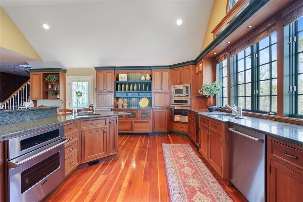 236 Powder Point Avenue Duxbury, MA 02332 - Photo 7 of 42