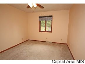 8008 Hunt Road Springfield, IL 62712 - Photo 5 of 12
