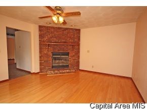 8008 Hunt Road Springfield, IL 62712 - Photo 7 of 12