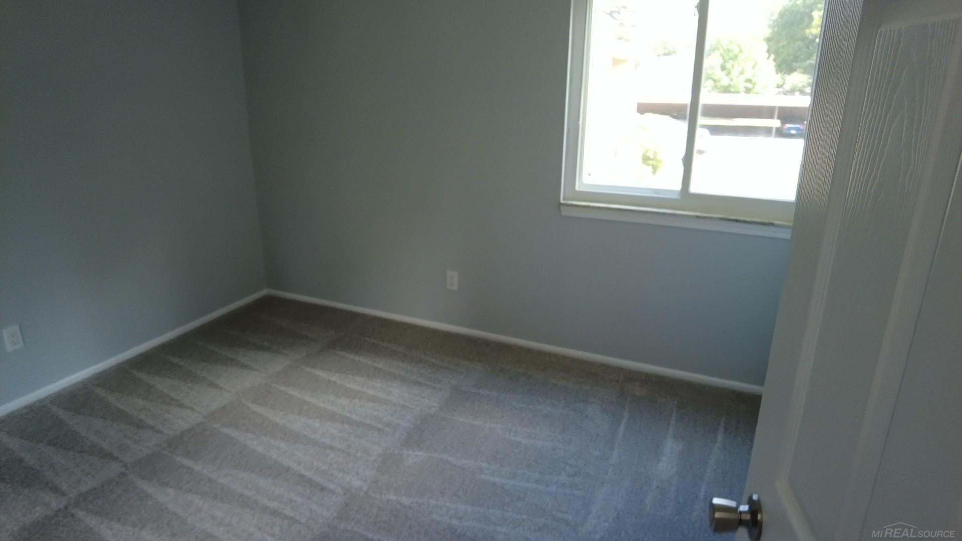 5400 Maple Ridge Road, Unit 15 Haslett, MI 48840 - Photo 5 of 15 Gallery Image 5