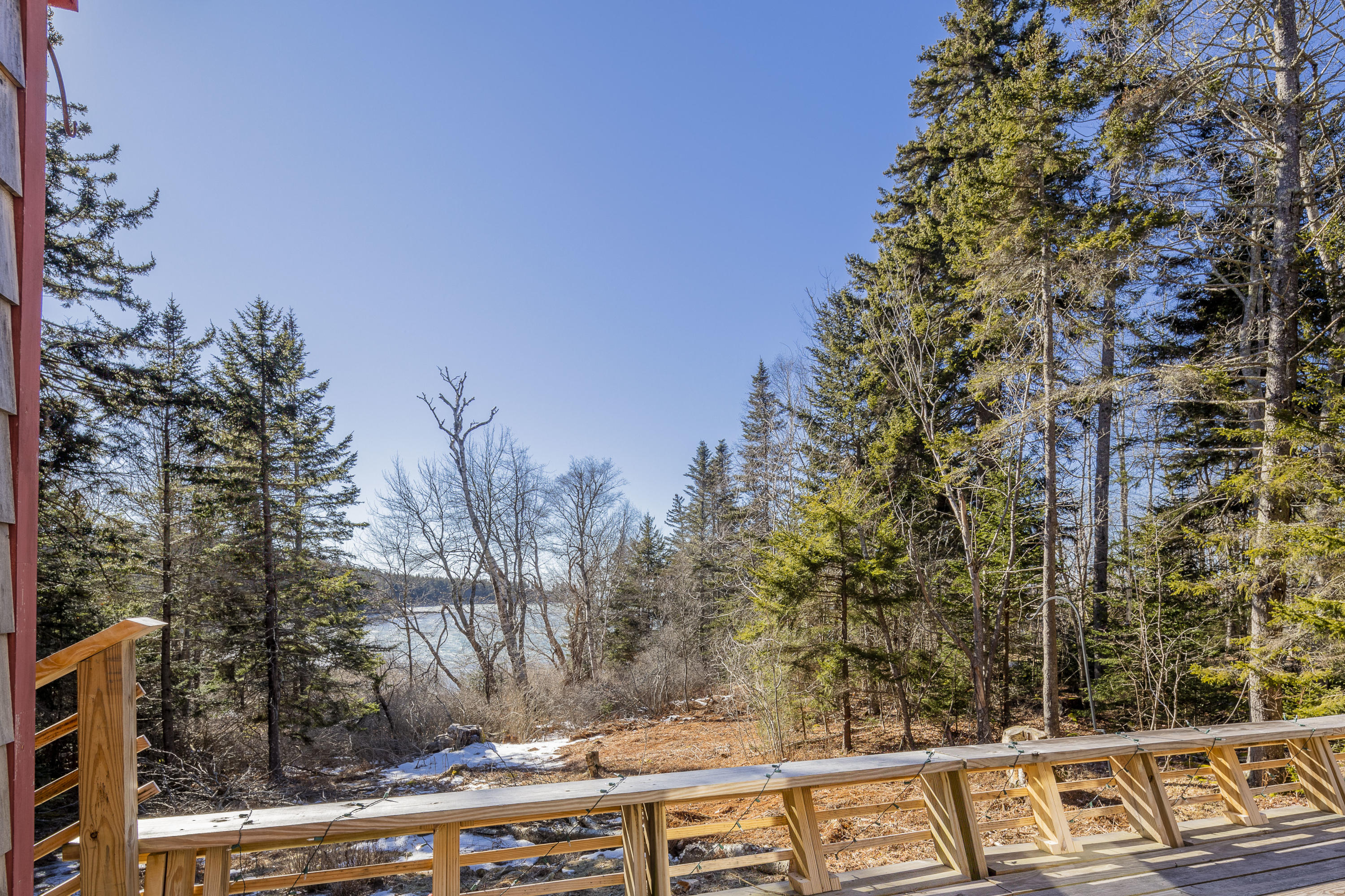 46 Teel Cove Road Tenants Harbor, ME 04860 - Photo 4 of 22 46TeelCove_TenantsHarbor_06_SS_print