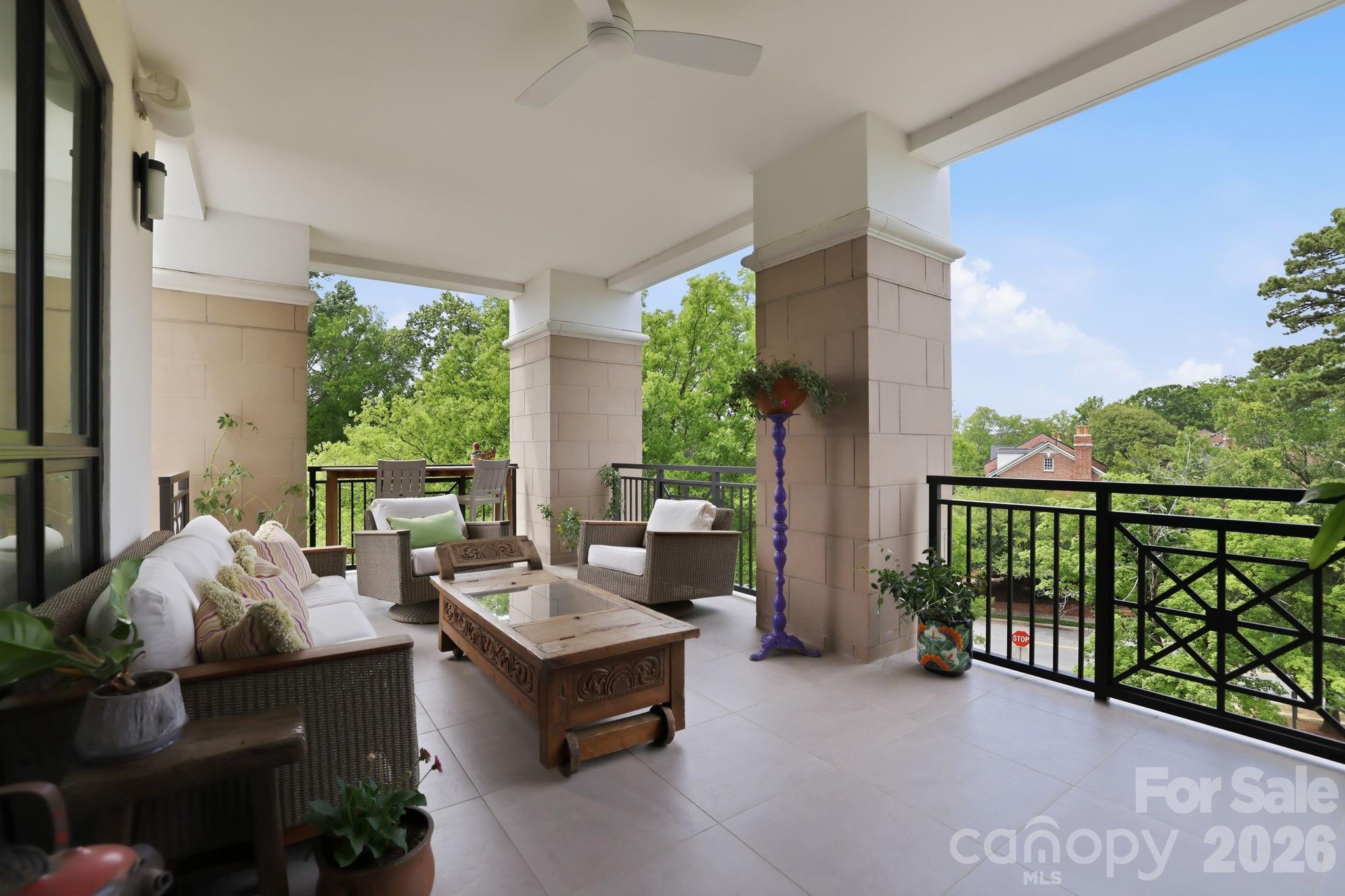130 Cherokee Road, Unit 406 Charlotte, NC 28207 - Photo 9 of 35