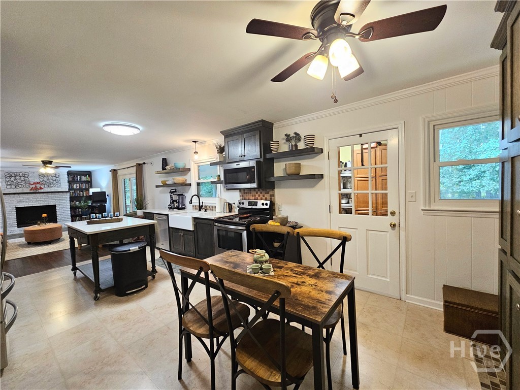 160 Edgewood Drive Athens, GA 30606 - Photo 17 of 61