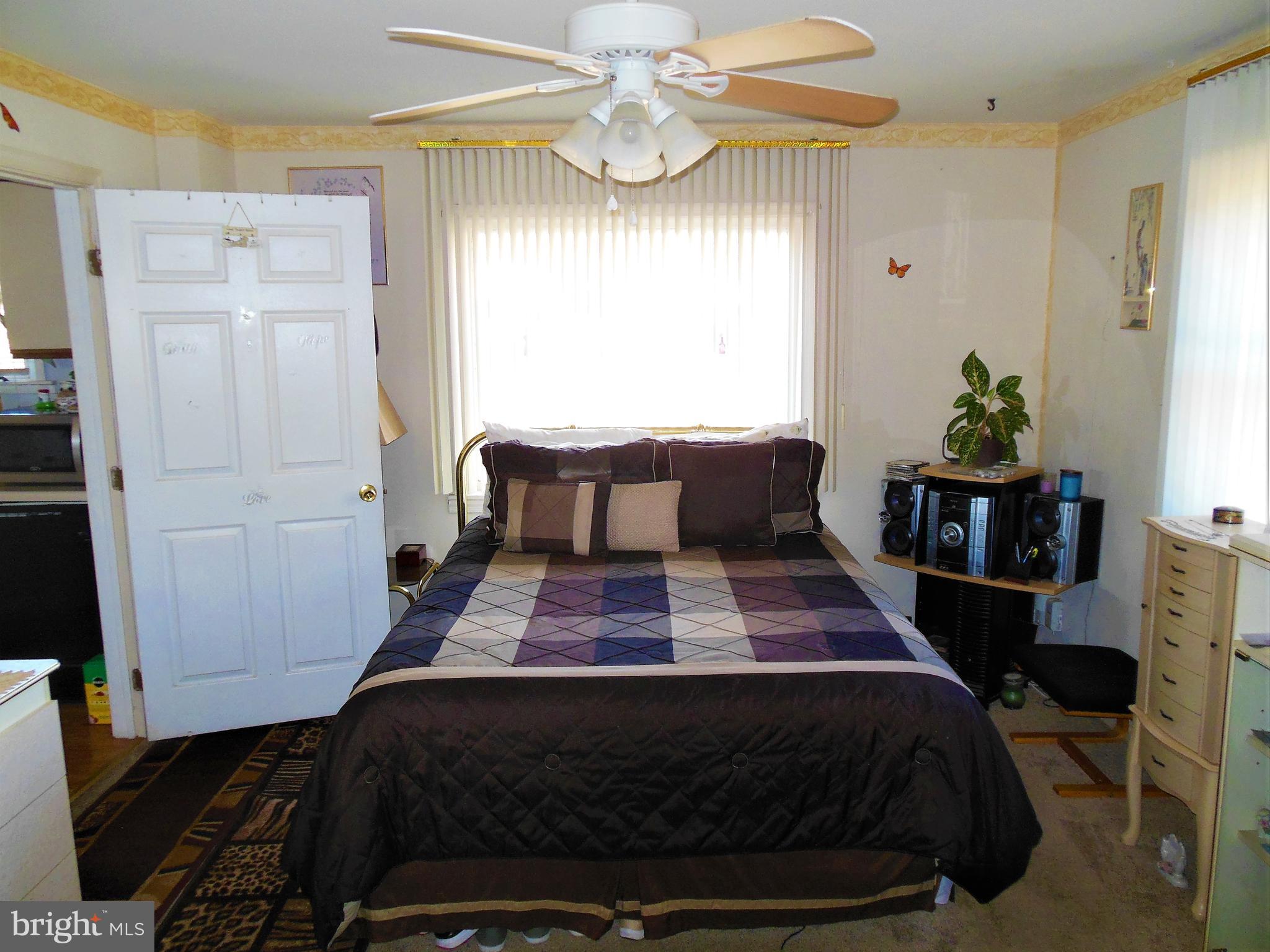 1421 Spring Avenue Baltimore, MD 21237 - Photo 11 of 48 Gallery Image 11
