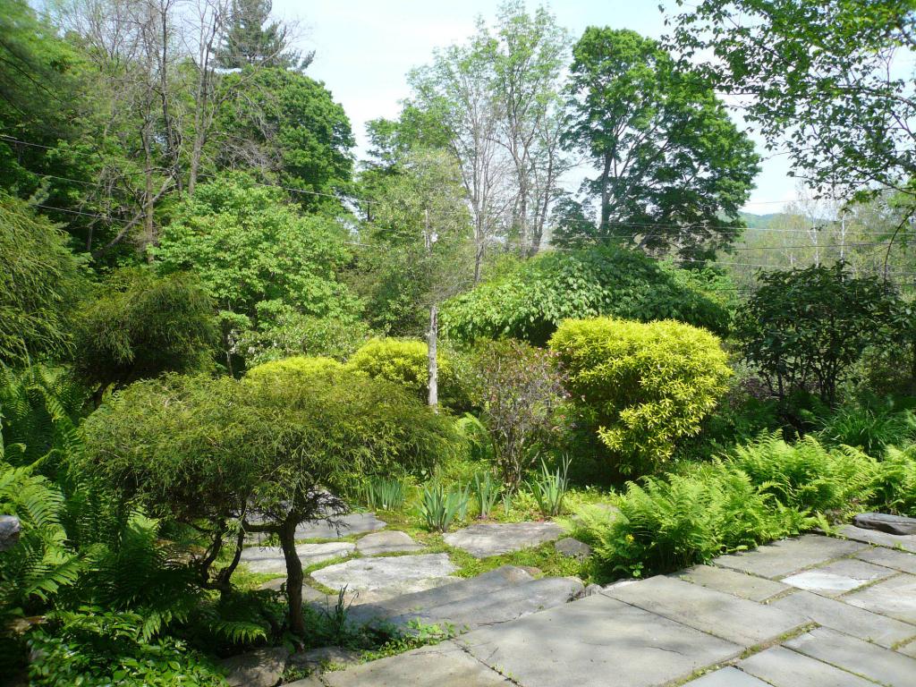 83 Radway Hill Road Newfane, VT 05345 - Photo 8 of 21