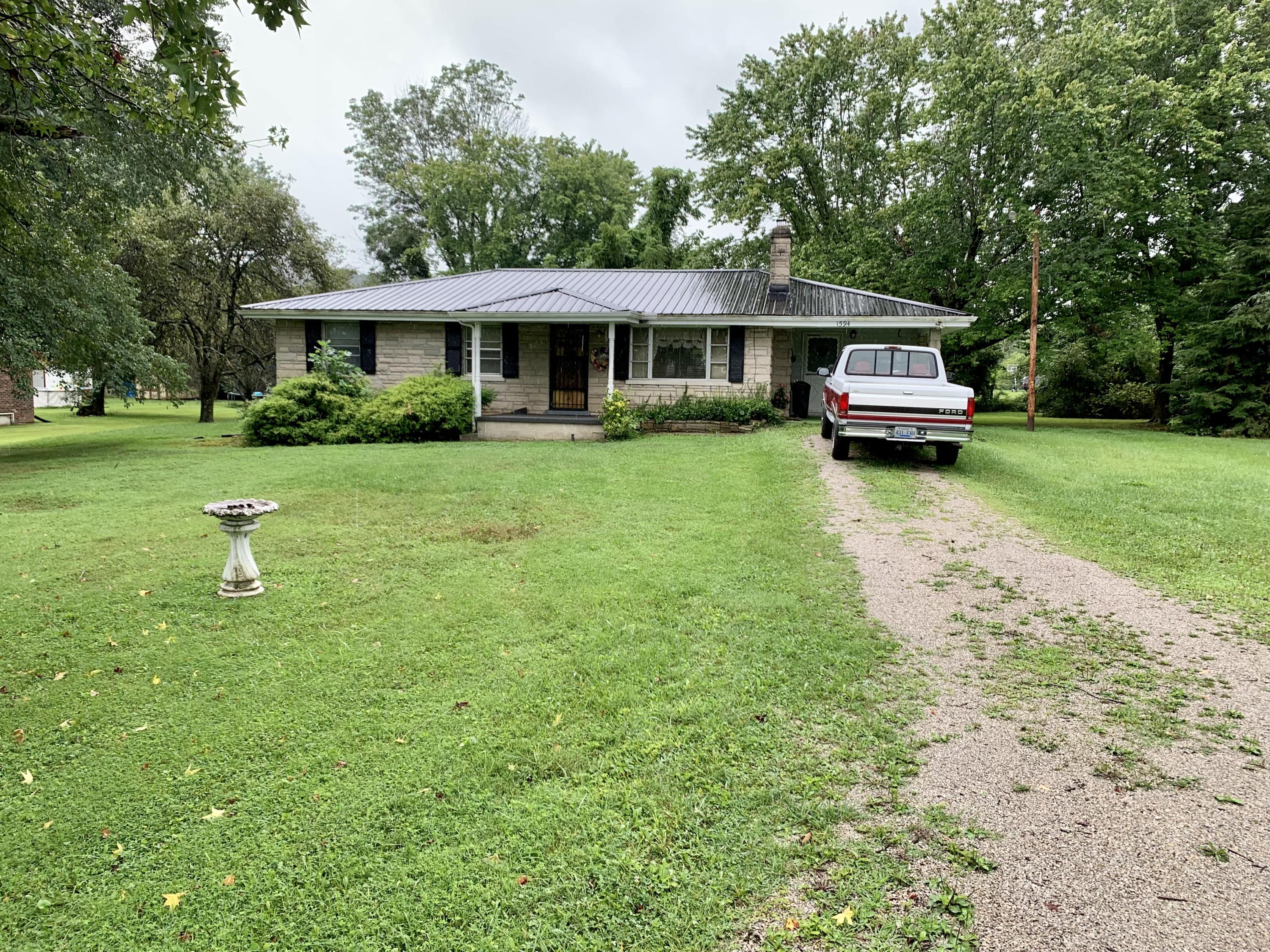 1594 Scaffold Cane Road Berea, KY 40403 - Photo 2 of 16 CDC5C53B-4B15-45BB-B022-6DA6CDC78F61