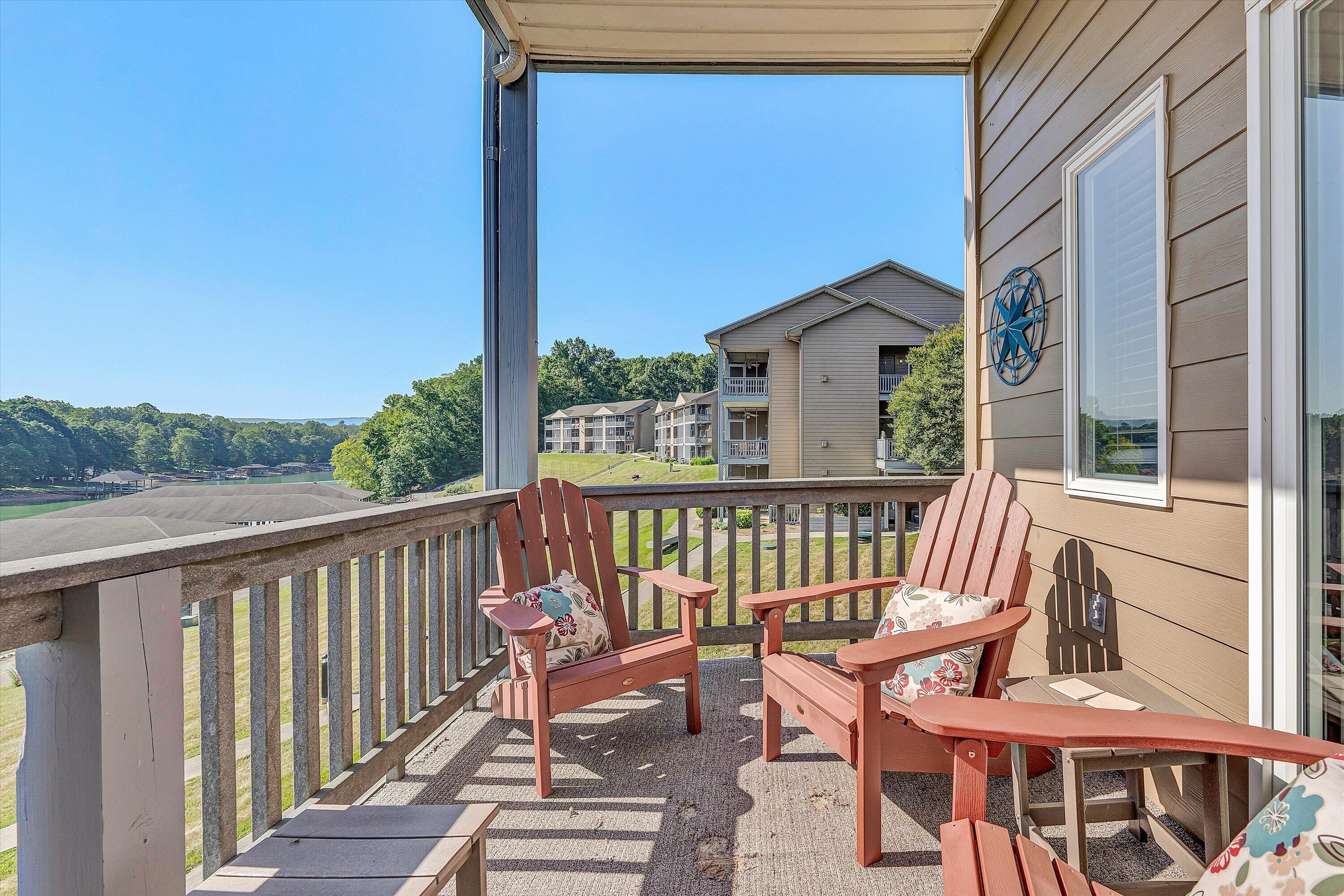 1137 Mariners Way, Unit 44 Huddleston, VA 24104 - Photo 18 of 50 31-DSC08839