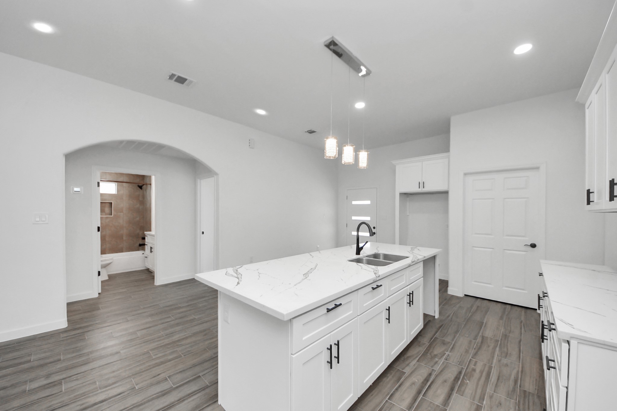 14383 Half Circle Street Splendora, TX 77372 - Photo 9 of 32