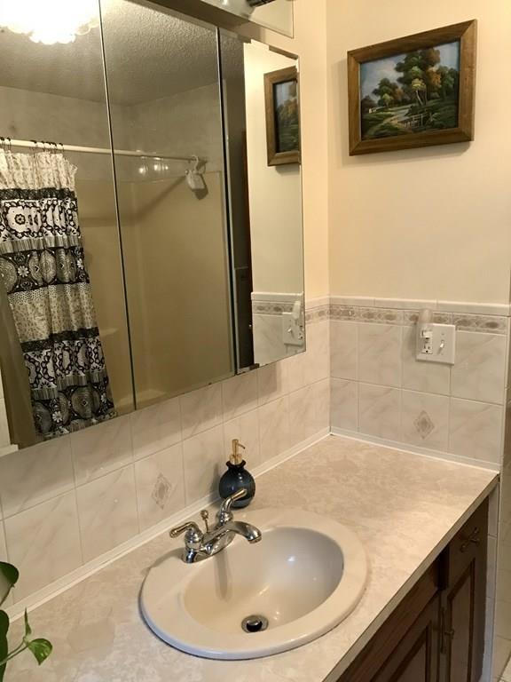 10 Baldwin Road Dracut, MA 01826 - Photo 21 of 41 Gallery Image 21