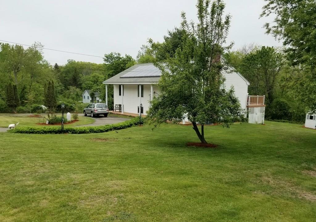 10 Baldwin Road Dracut, MA 01826 - Photo 3 of 41 Gallery Image 3