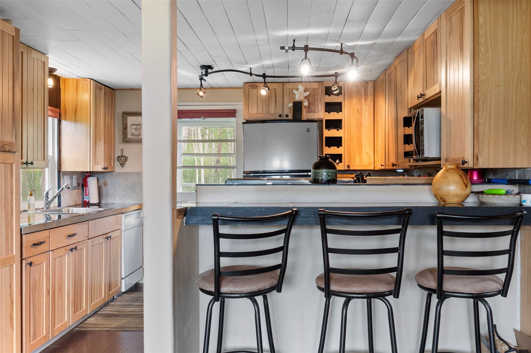 473 J Road Silverthorne, CO 80498 - Photo 8 of 38 Gallery Image 8