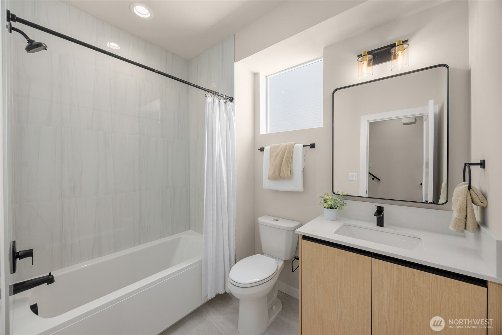 2805 South Charles Street Seattle, WA 98144 - Photo 15 of 29