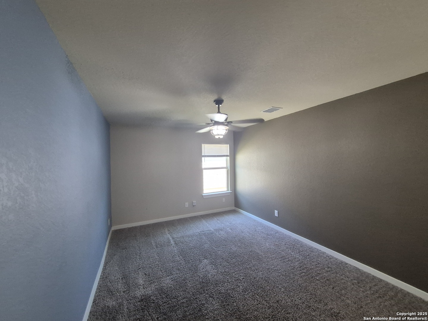 10571 Pablo Way Converse, TX 78109 - Photo 15 of 30