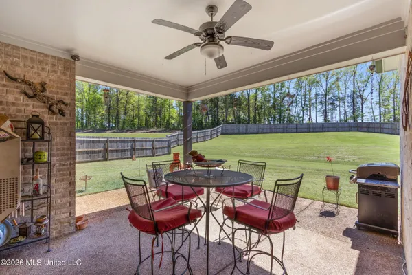 $369,900 | 1249 Howell Way, Hernando, MS 38632