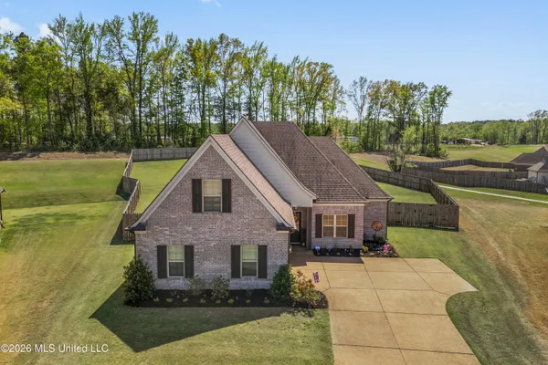 $369,900 | 1249 Howell Way, Hernando, MS 38632