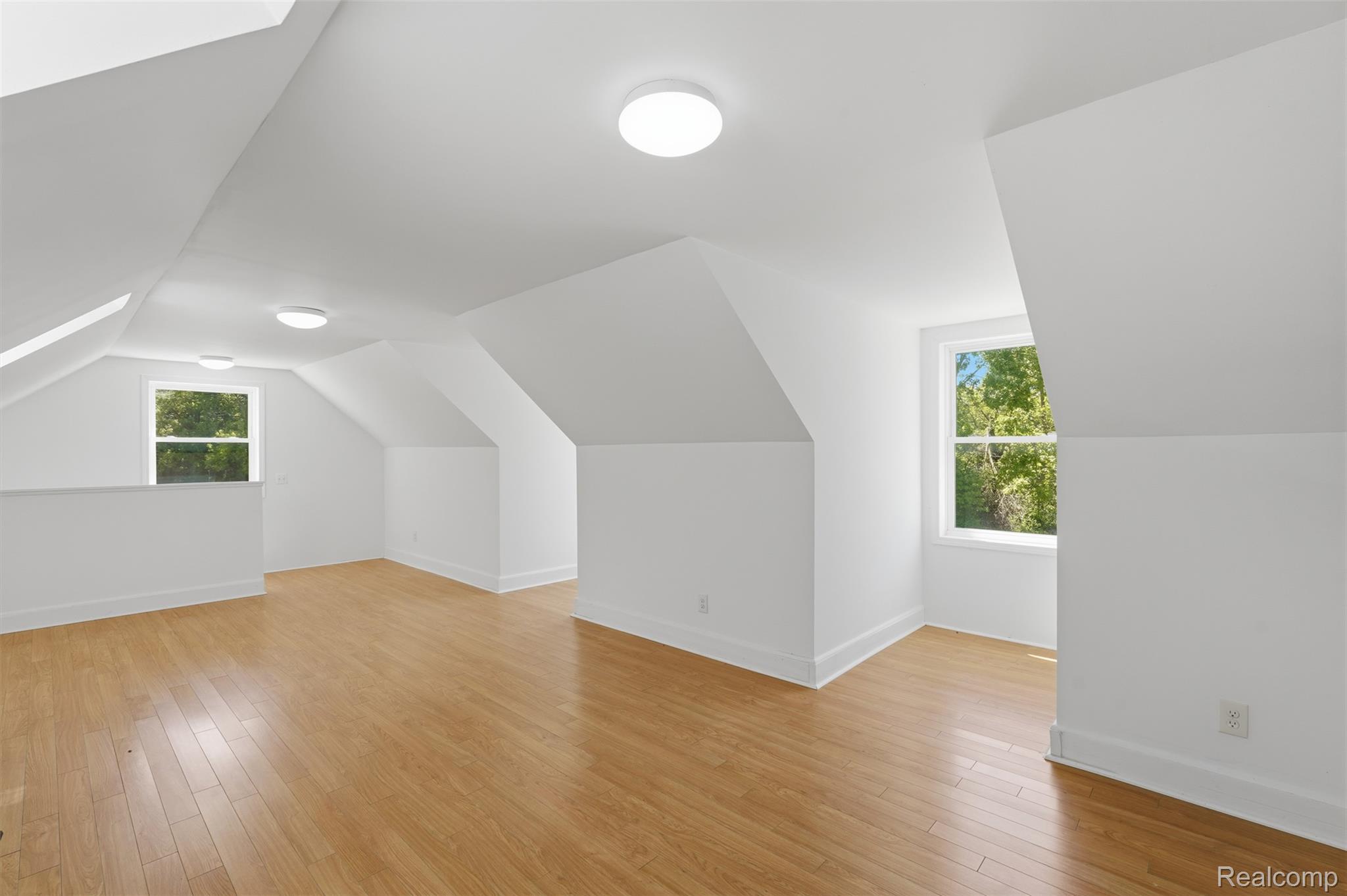 7060 Sheldon Road Whitmore Lake, MI 48189 - Photo 27 of 76 23.jpg