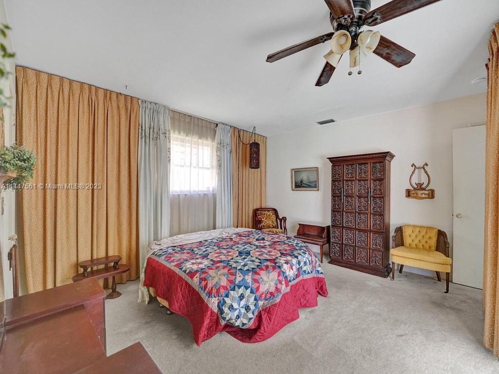 5525 Jackson Street Hollywood, FL 33021 - Photo 16 of 91