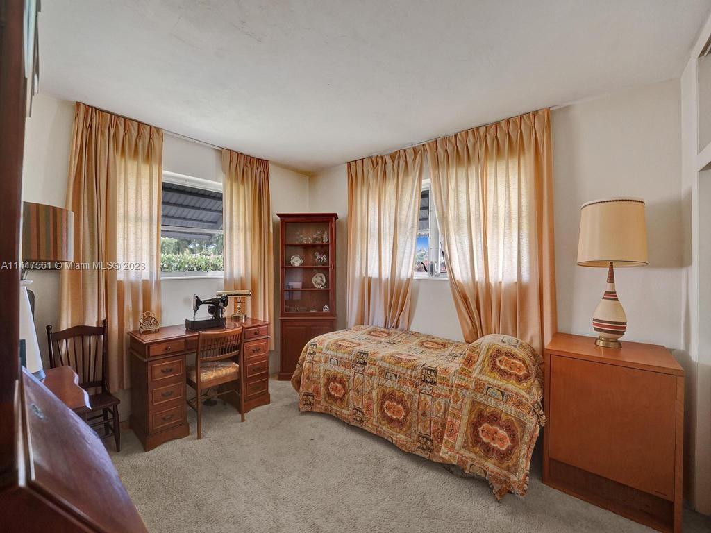 5525 Jackson Street Hollywood, FL 33021 - Photo 19 of 91