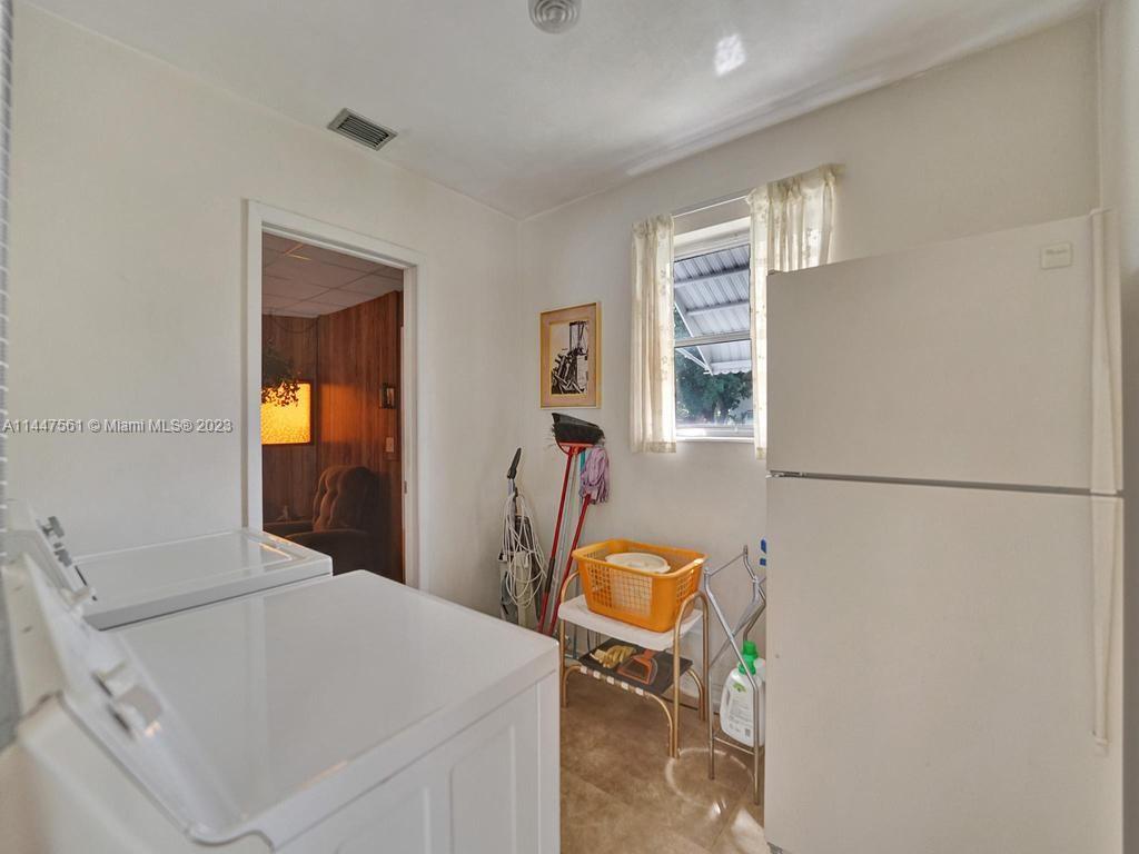 5525 Jackson Street Hollywood, FL 33021 - Photo 32 of 91