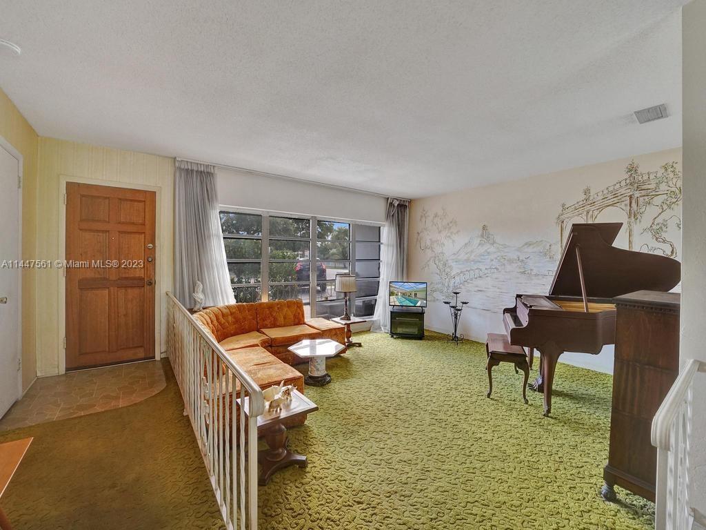 5525 Jackson Street Hollywood, FL 33021 - Photo 43 of 91