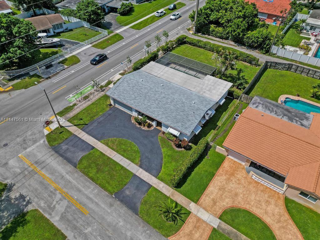 5525 Jackson Street Hollywood, FL 33021 - Photo 84 of 91 an aerial view of a house