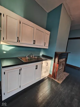 $595 | 392-1 West Broadway Street, Unit STUDIO, Shelbyville, IN 46176