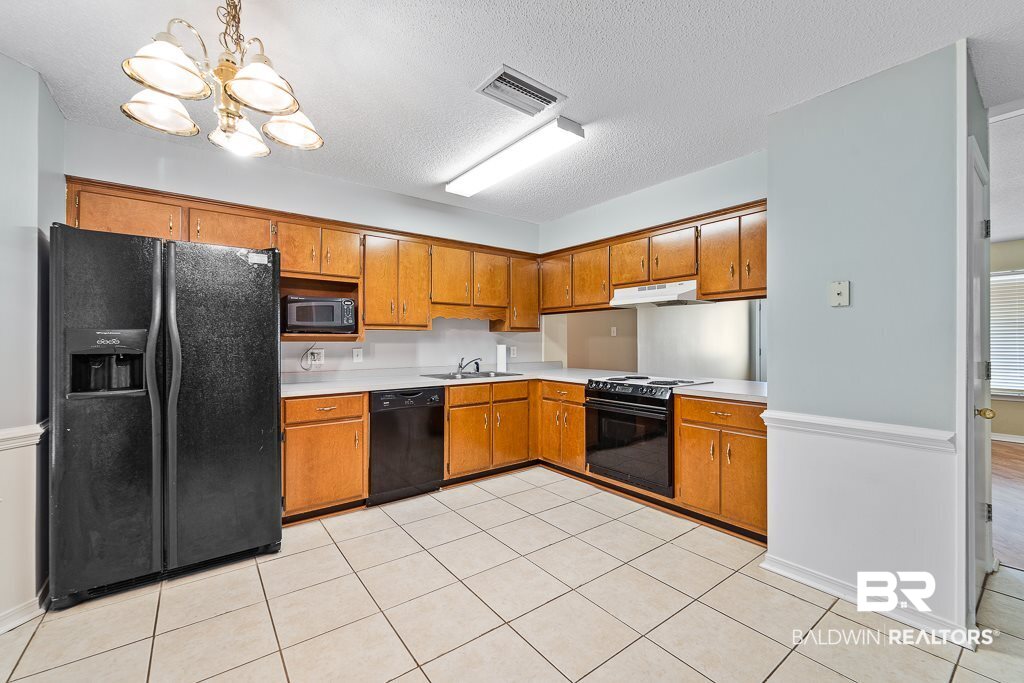 2940 Barlett Drive Mobile, AL 36608 - Photo 3 of 21