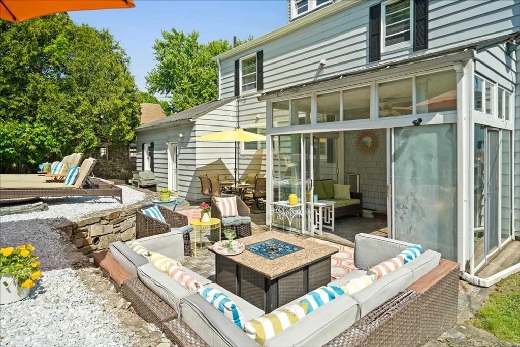 4 Van Street Worcester, MA 01602 - Photo 32 of 40