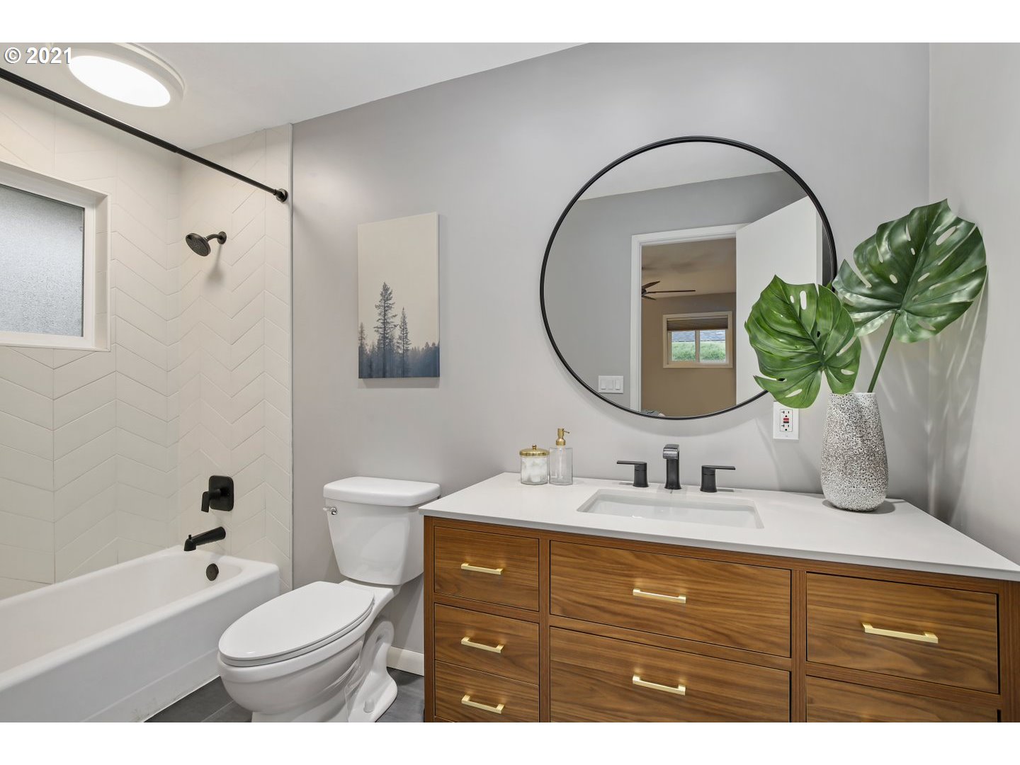 6555 Southwest Peyton Road Portland, OR 97223 - Photo 22 of 32 Gallery Image 22