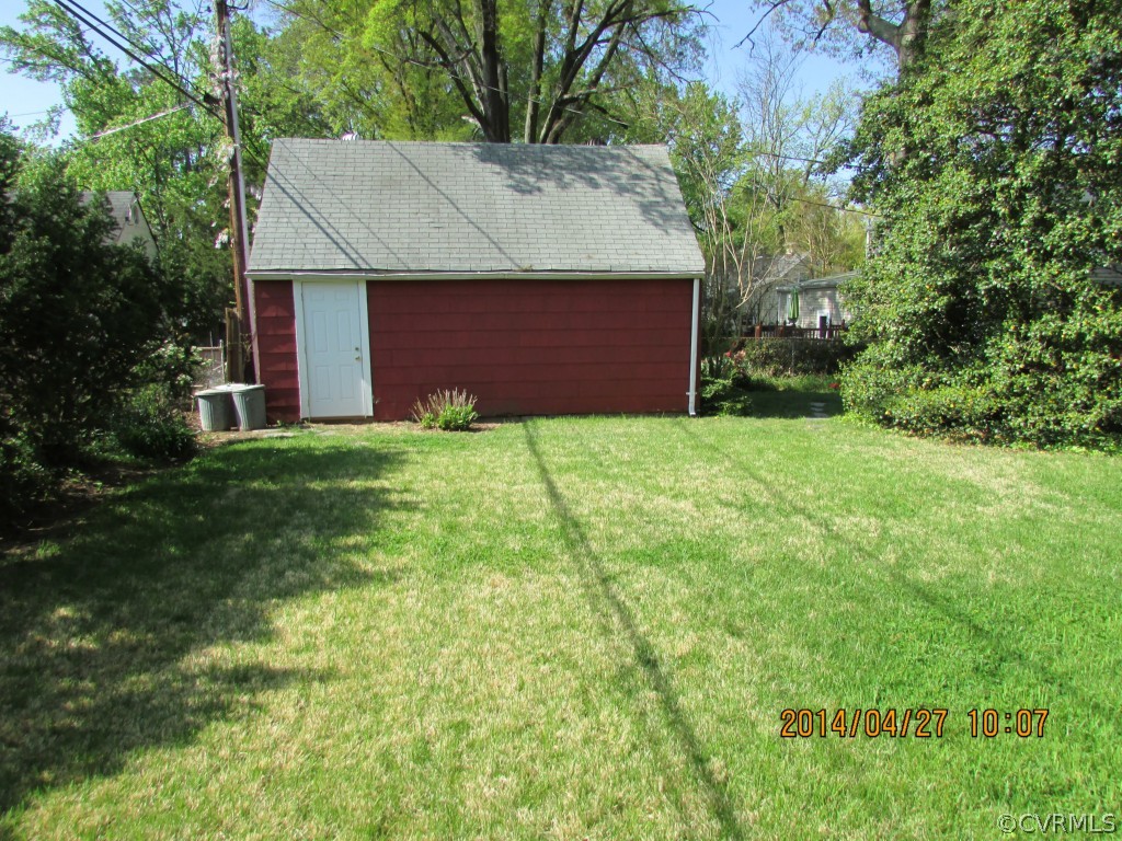 1105 Skipwith Road Richmond, VA 23229 - Photo 6 of 8 Gallery Image 6