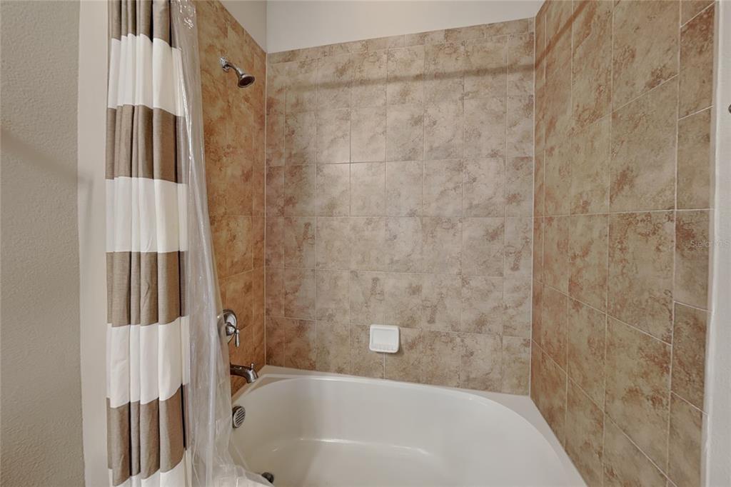 10713 BERRY CREEK Road Orlando, FL 32836 - Photo 17 of 38