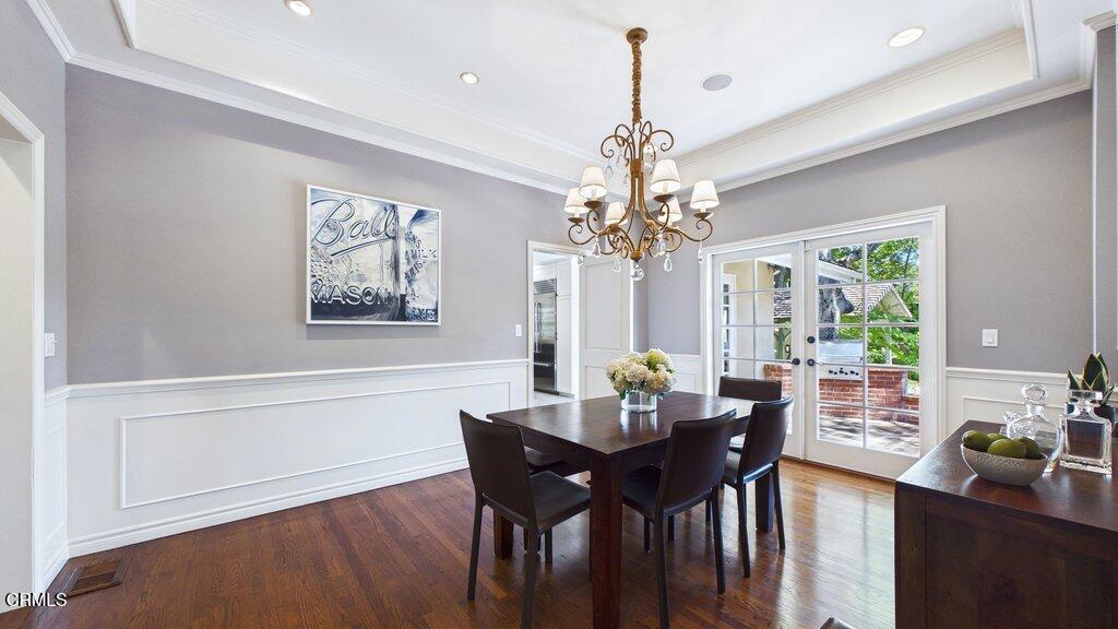 330 Glen Summer Road Pasadena, CA 91105 - Photo 8 of 28 Diningroom