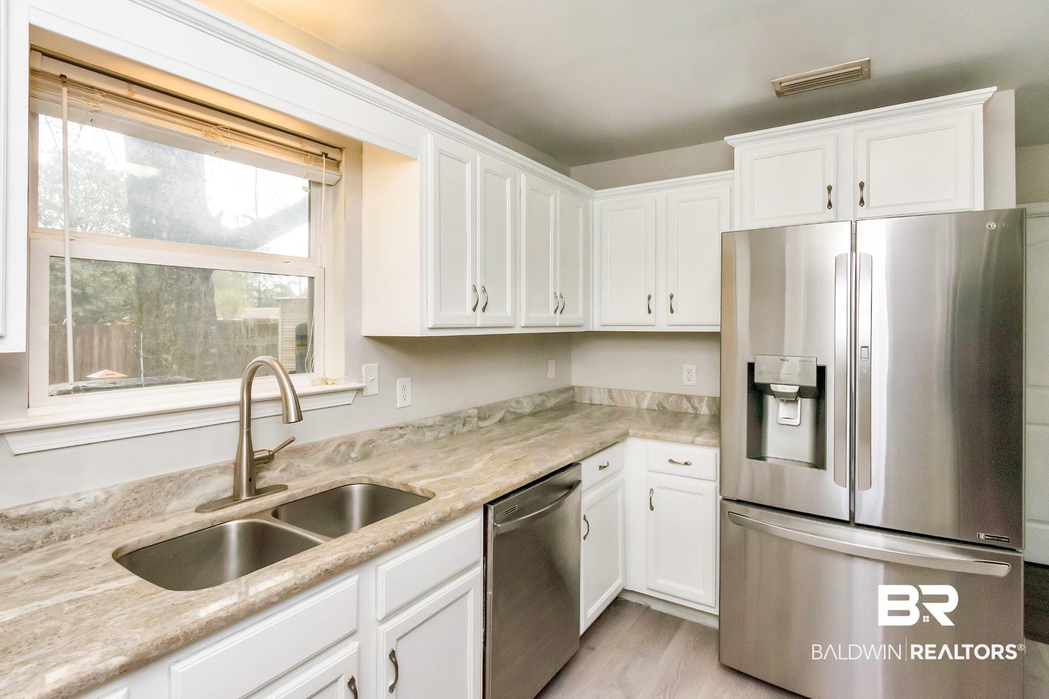 3224 Franklin Court Mobile, AL 36618 - Photo 11 of 27