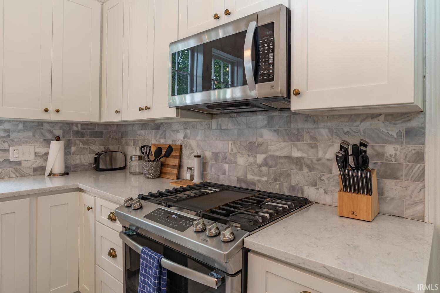 401 South High Street Bloomington, IN 47401 - Photo 13 of 36