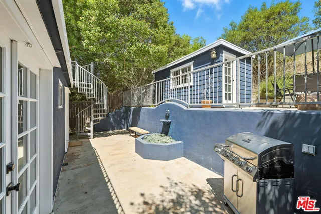 $999,999 | 21881 Koontz Way, Topanga, CA 90290