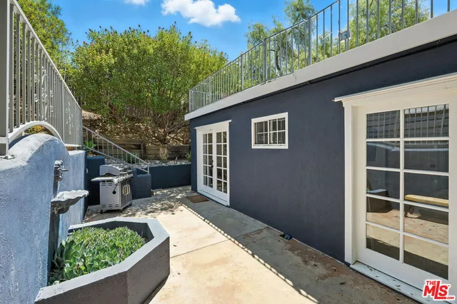 $999,999 | 21881 Koontz Way, Topanga, CA 90290