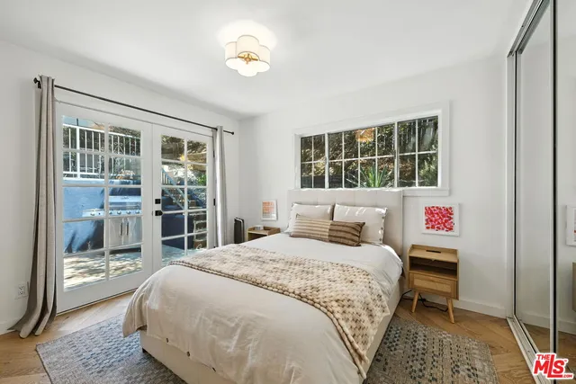 $999,999 | 21881 Koontz Way, Topanga, CA 90290