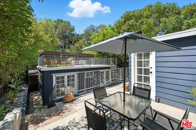 $999,999 | 21881 Koontz Way, Topanga, CA 90290