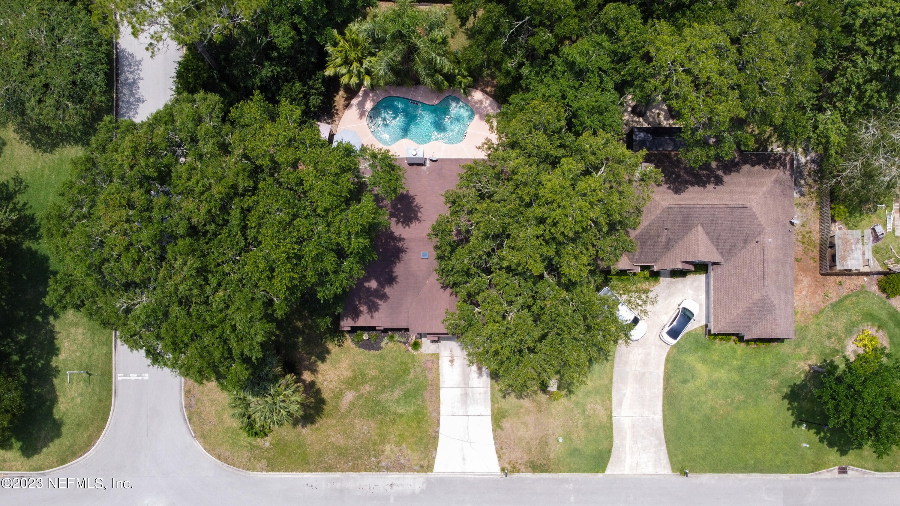 644 Hummingbird Court St. Johns, FL 32259 - Photo 36 of 36 an aerial view of a house with a yard and trees