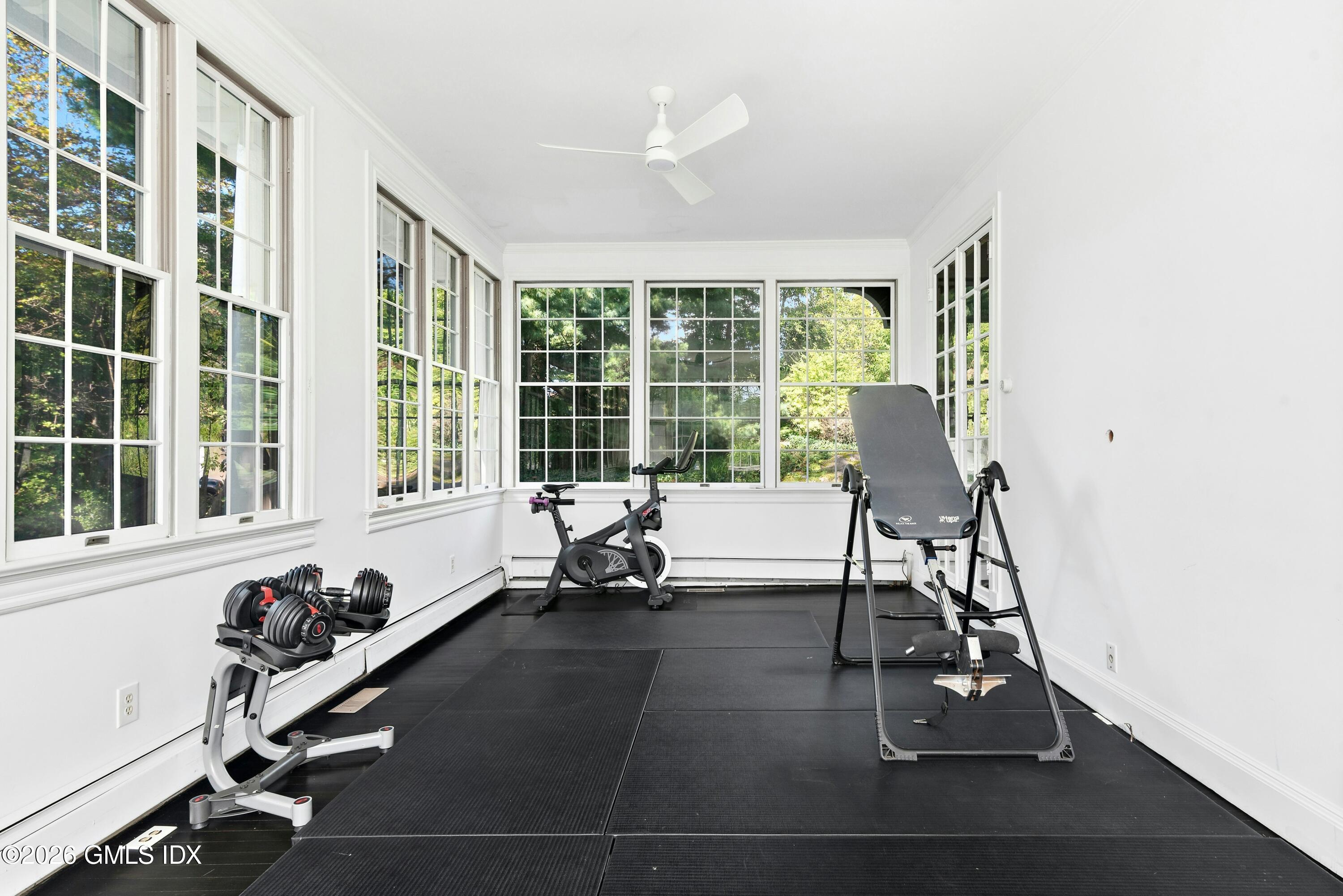 253 Shore Road Greenwich, CT 06830 - Photo 11 of 29 017-497186-497186_140